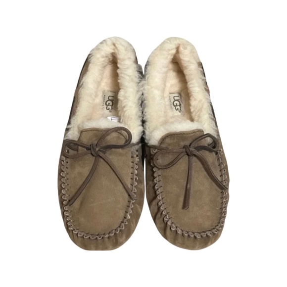 UGG Dakota Water Resistant Suede Moccasin | Limited Edition Beachwood | Size 7 - Picture 2 of 16